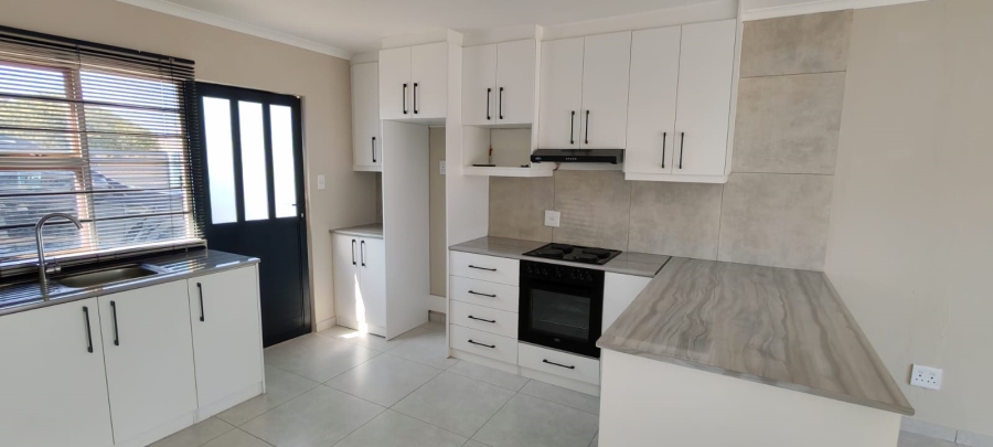 To Let 1 Bedroom Property for Rent in Forest Glade Western Cape